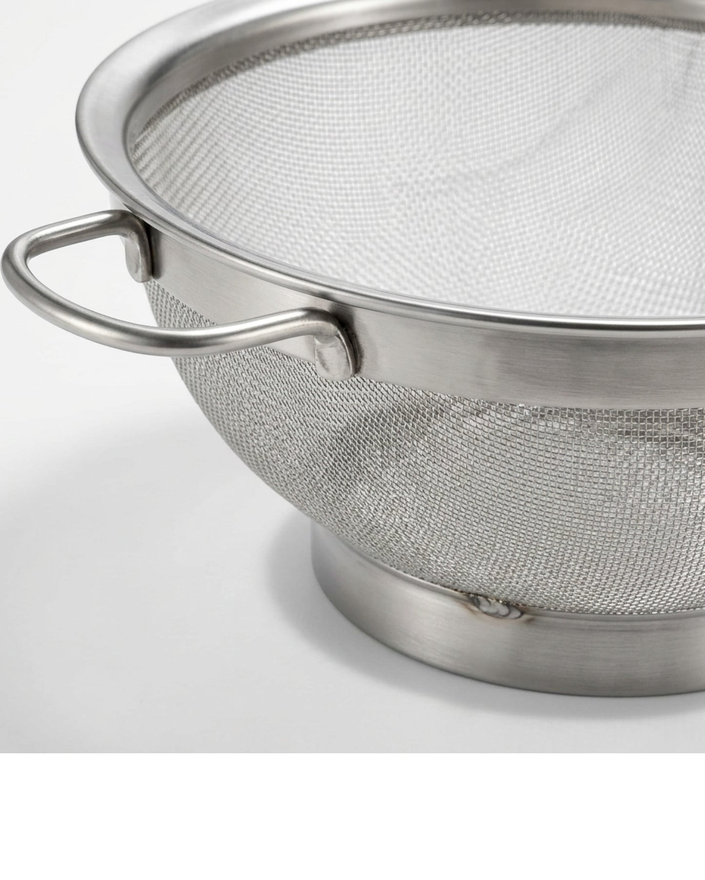 Vidlot Round Fine-Mesh Colander with Two Handles 24 cm - Detail view