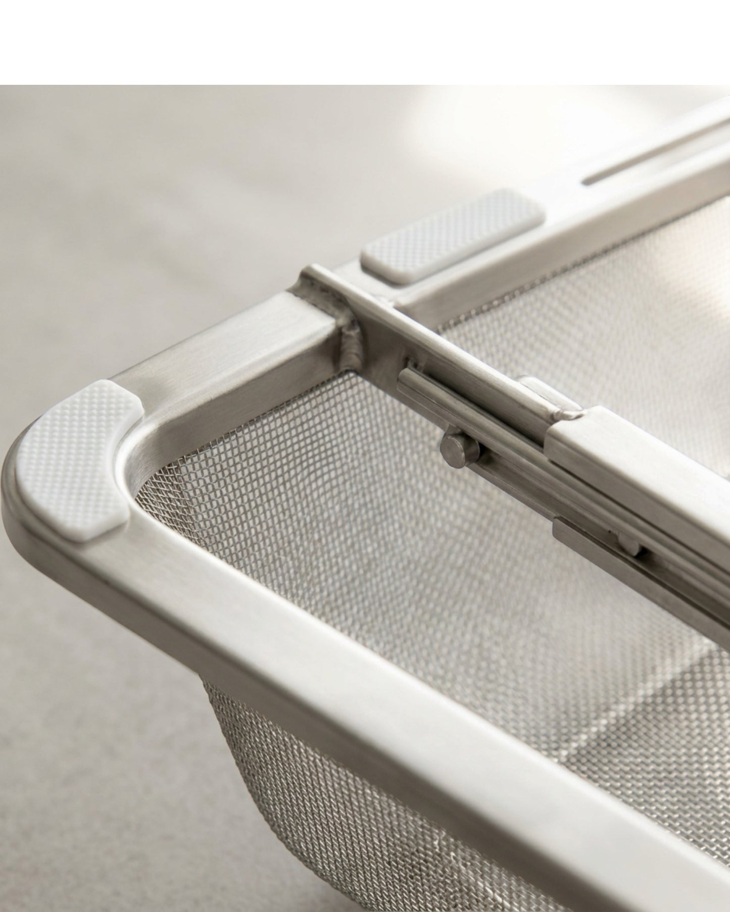 Vidlot Expandable Over-Sink Mesh Draining Basket 34-54 cm - Detail view